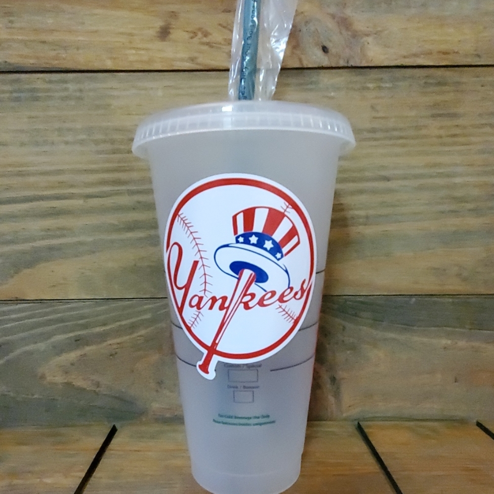 Custom Iced Venti Starbucks Yankees Cup